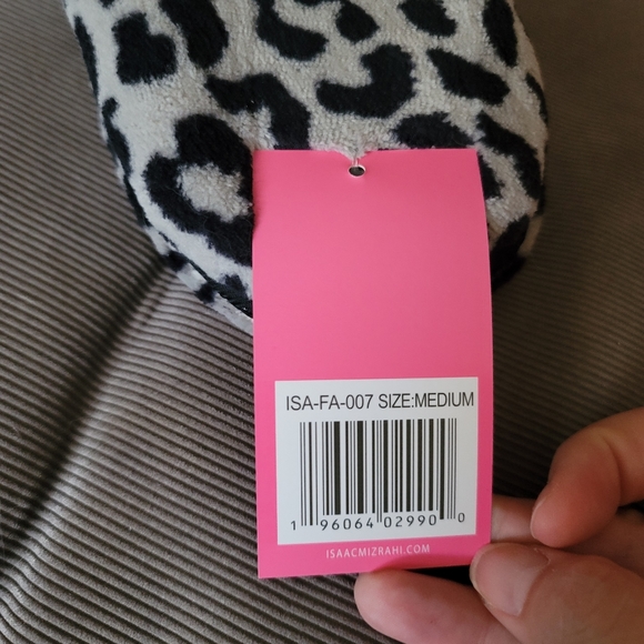 NWT Isaac Mizrahi | Leopard Print Slippers - Picture 5 of 5